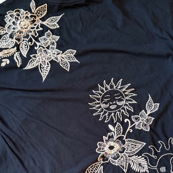 Johnny Was Black Tee with White Embroidery - Picture 3 of 5